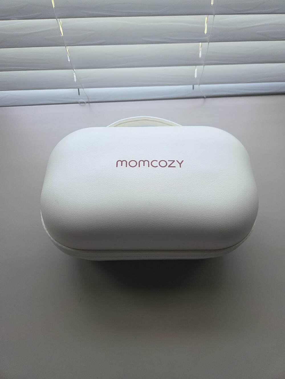 Momcozy M9 White Travel Organizer Case